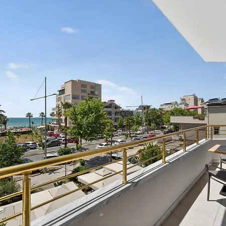 Casa Del Sol Seaside Hotel